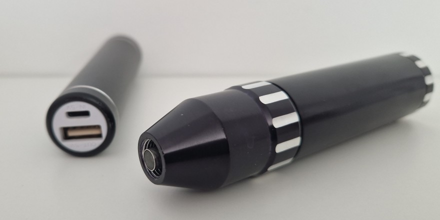 Prion Medical BV sells Led portable Torch from Applied Optical Technologies